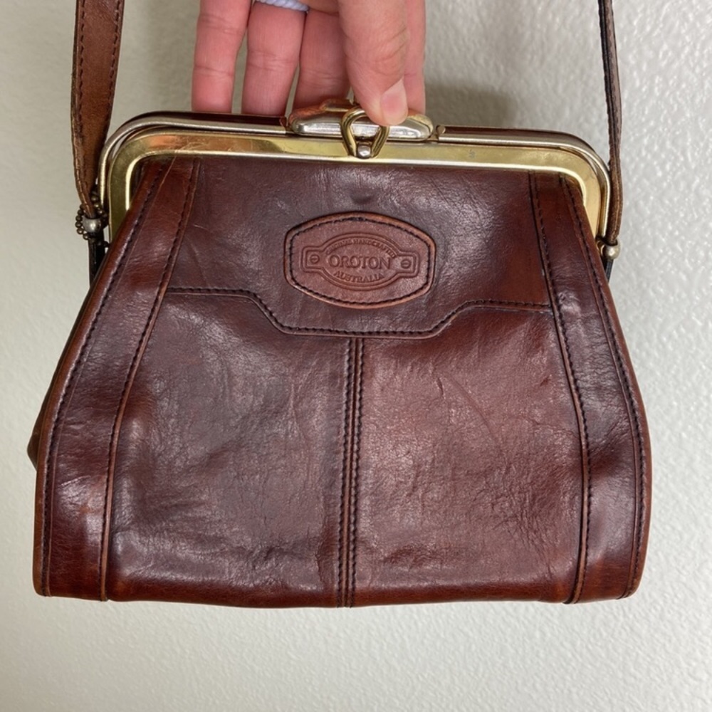 Oroton Australian leather crossbody purse